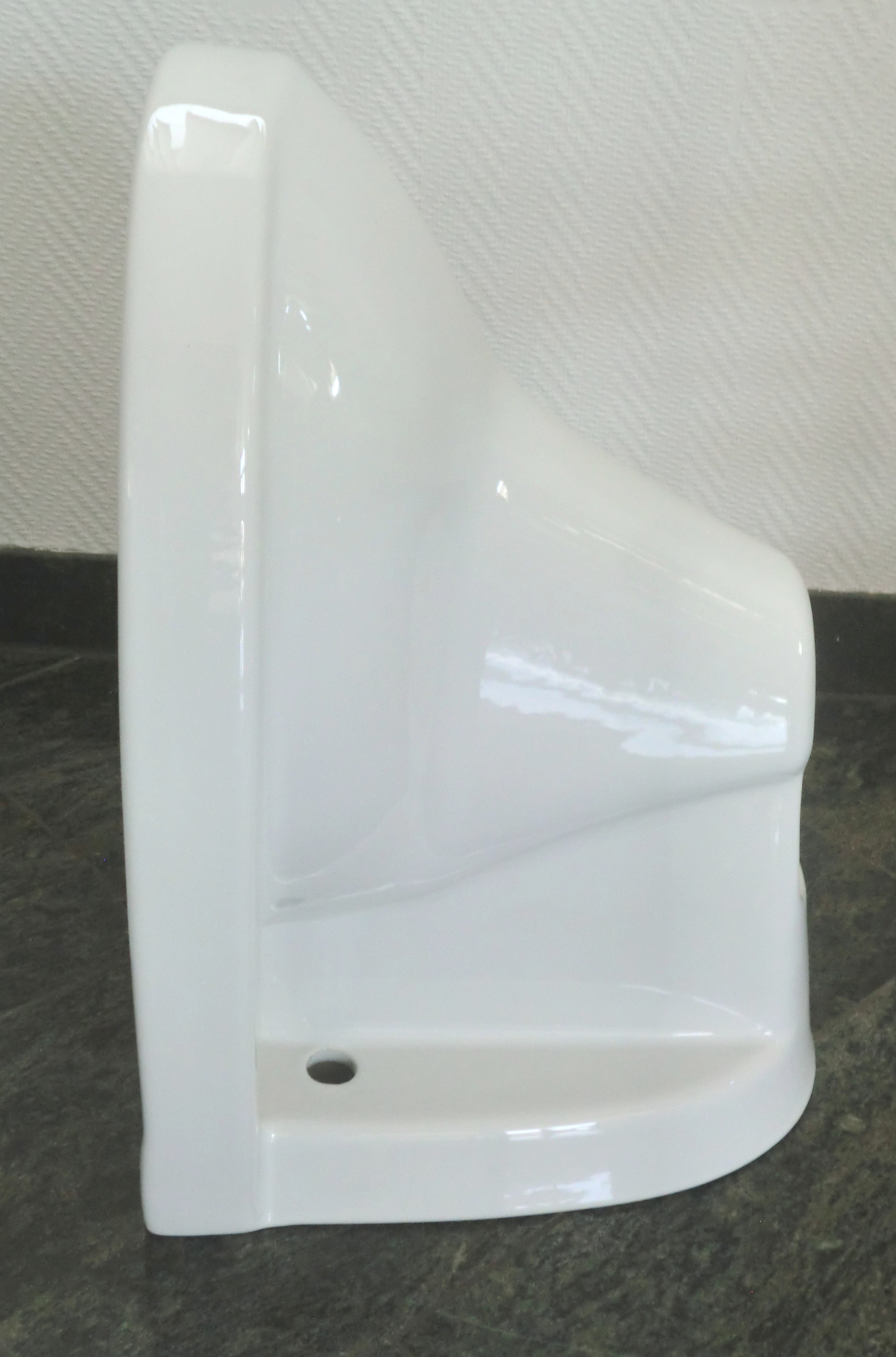 Wand WC Hausmodell weiss 